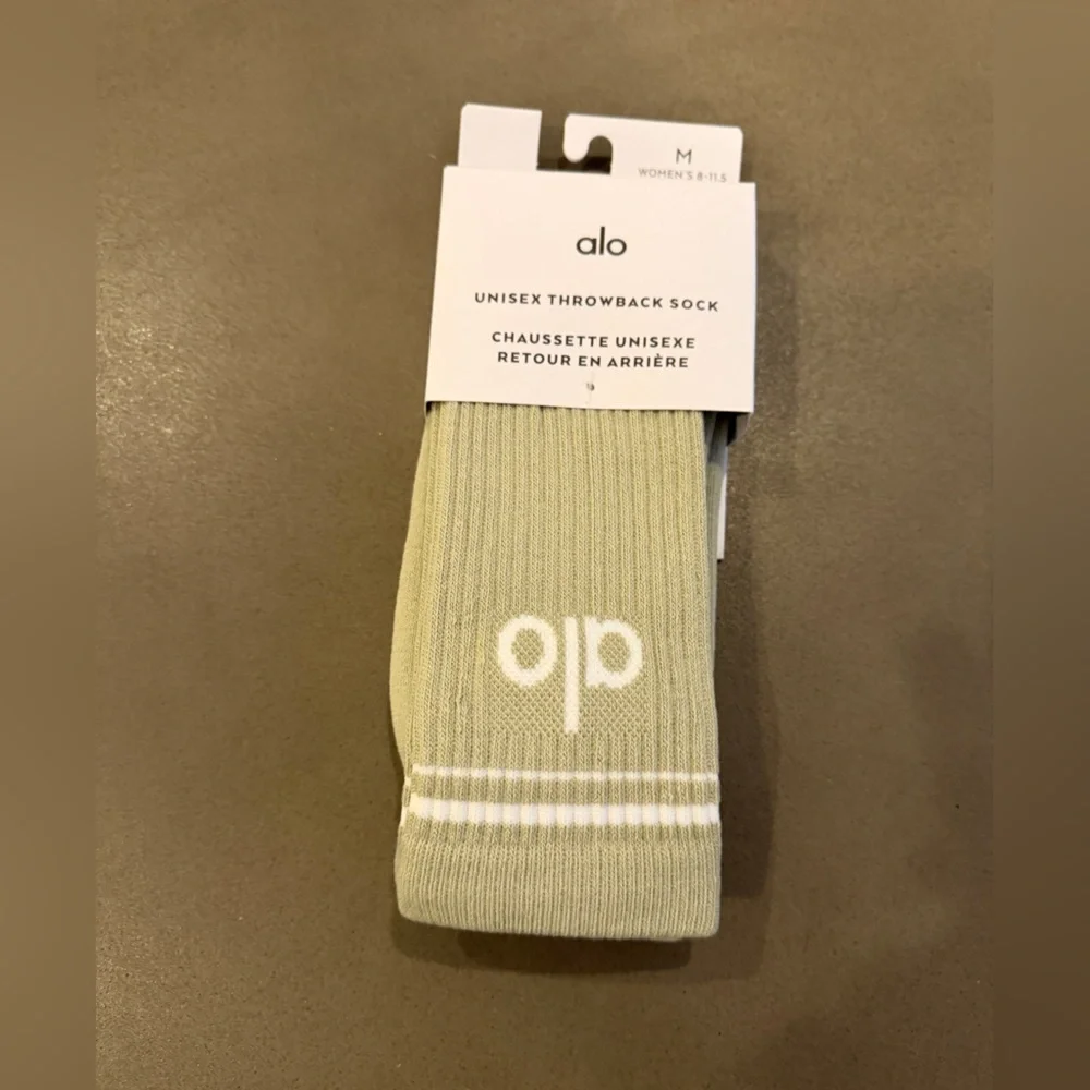 ALO Yoga soft stylish